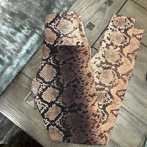 Booty by Brabant viper leggings